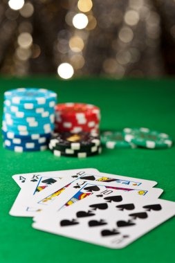 Live American Roulette dealer in studio